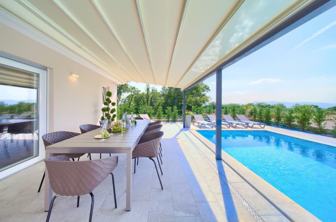 Holiday Home Elegant Vrh  Екстер'єр фото