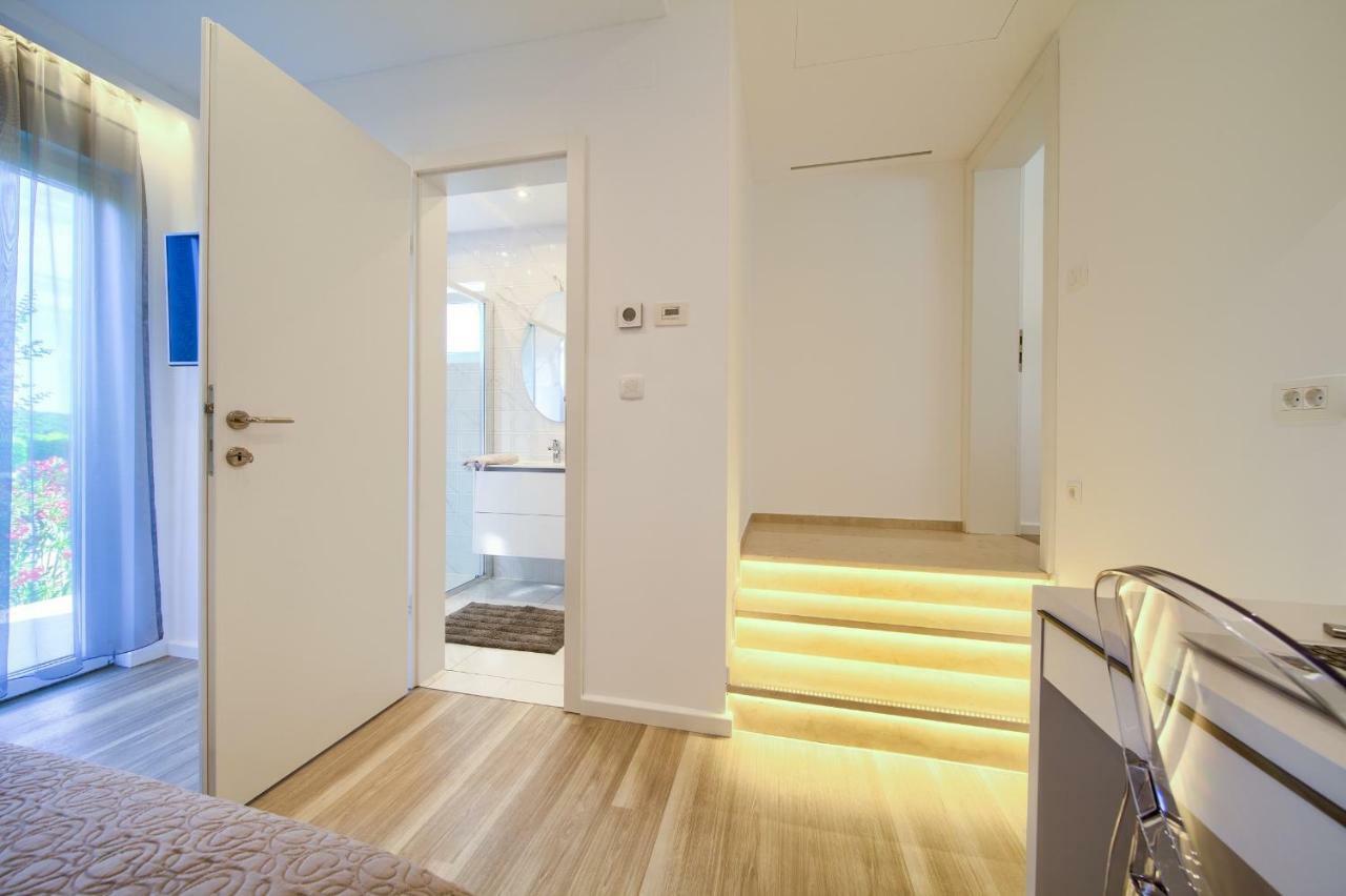 Holiday Home Elegant Vrh  Екстер'єр фото