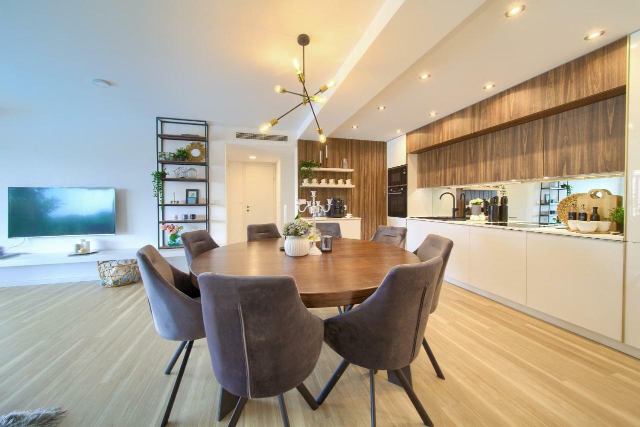 Holiday Home Elegant Vrh  Екстер'єр фото